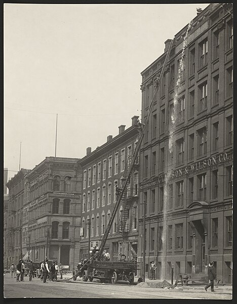 File:St Clair Avenue 1913 CP06753 - DPLA - 8ef2e81f224452682e6bc913b06afdb7.jpg