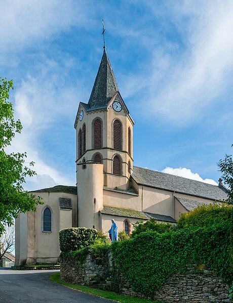 File:St Medard church in Moyrazes (2).jpg