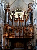 St omer cathedrale orgue.JPG