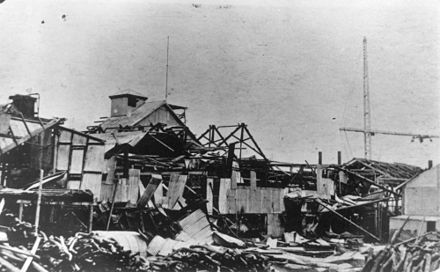 Cyclone damage, 1918 StateLibQld 2 147879 Racecourse Mill after a cyclone in Mackay, 1918.jpg