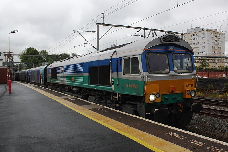 File:Stockport - GBRf 66711 Drax biomass train.JPG