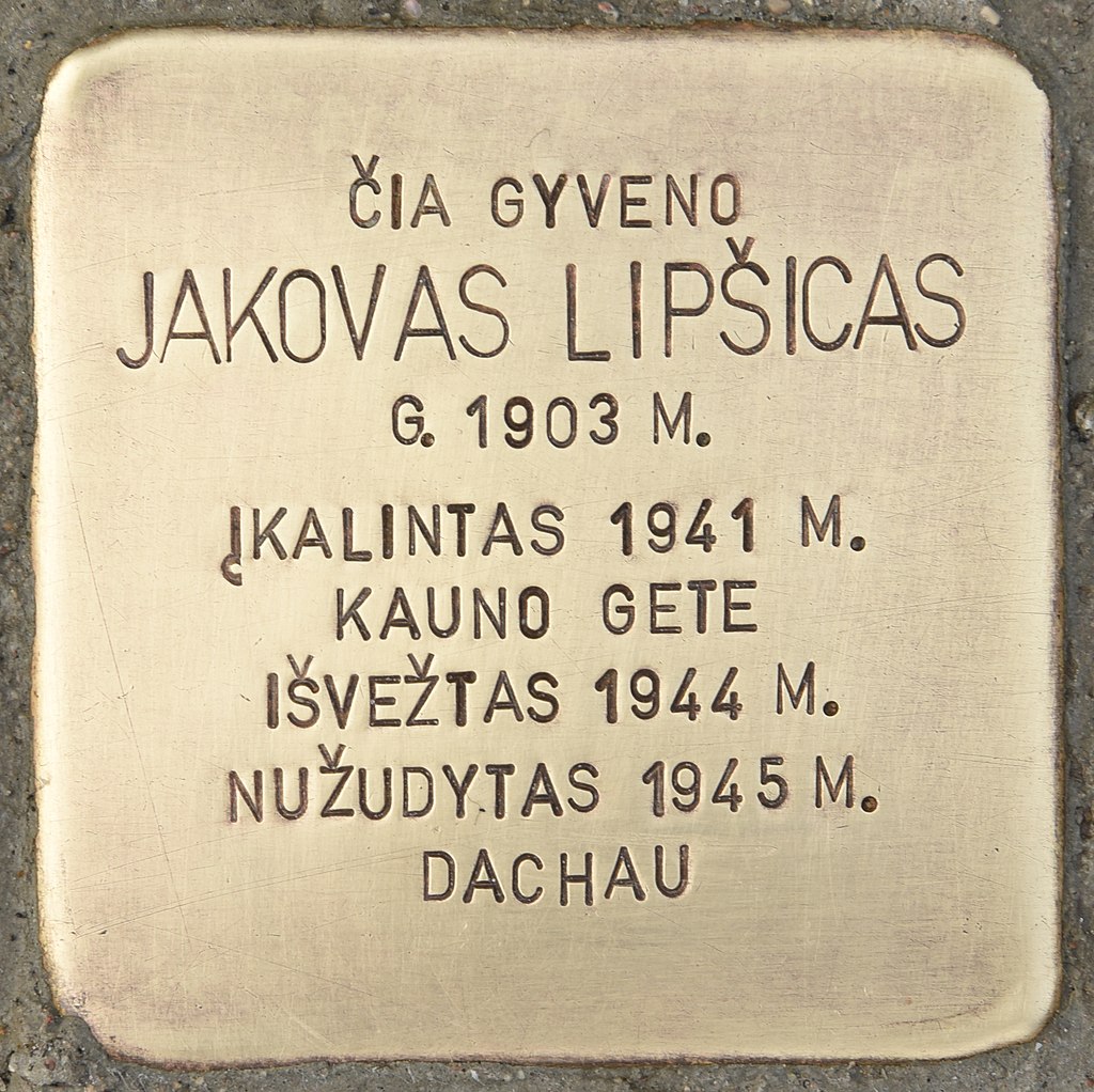 Stolperstein für Jakovas Lipsicas (Kaunas).jpg