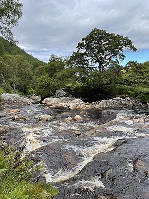 Yang Dundonnell Sungai di Airigh Ghiorid.jpg