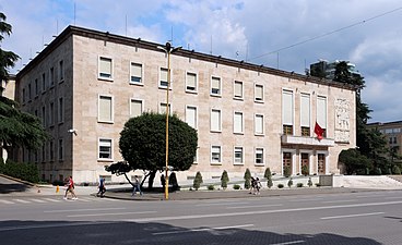 Tirana, consiglio dei ministri, 01.JPG