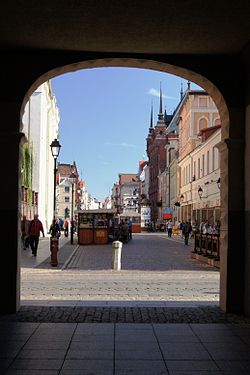 Toruń, Łuk Cezara (3) (widok w kierunku ul. Różanej) (OLA Z.).JPG