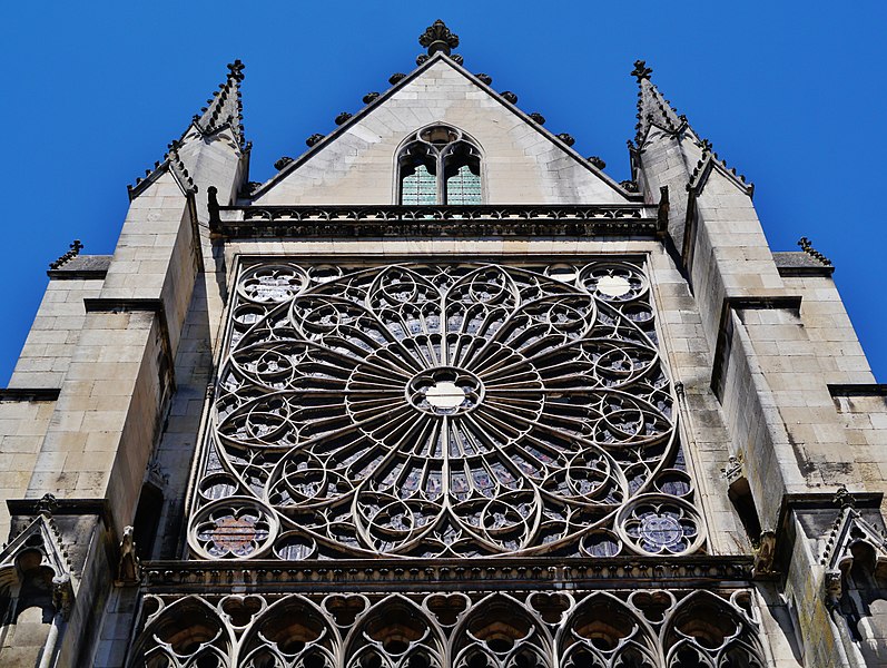 File:Troyes Cathédrale St. Pierre et Paul Südliche Rosette 2.jpg