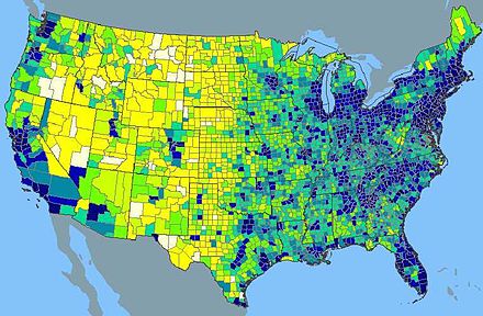 Densité aux États-Unis : plus la couleur est foncée, plus la densité est forte. Les couleurs blanche et jaune correspondent à des régions quasi vides.