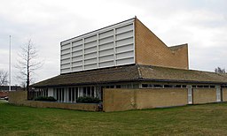 Værløse Kirke i mars 2004