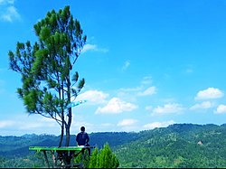 Bukit watu sodong ing desa glempang