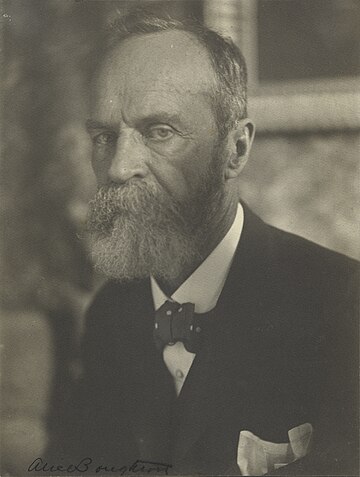 File:William James by Alice M. Boughton, c. 1907, platinum print, from the National Portrait Gallery - NPG-NPG 87 37James-000001 (cropped).jpg