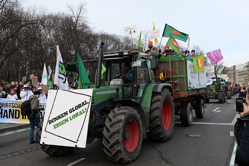 File:Wir haben es satt demonstration Berlin 2020 tractors 61.jpg