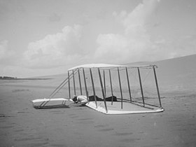 Irmãos Wright: A infância, Início de carreira e pesquisas, Os voos