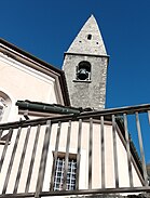 Le clocher de l'église dépassant du hameau d'Orelle depuis 1580.