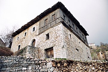 Куќата гледана од југозапад, 1999 година