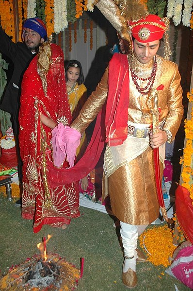 File:हिन्दू विवाह सम्प्रदाय - जयपुर, भारत.jpg