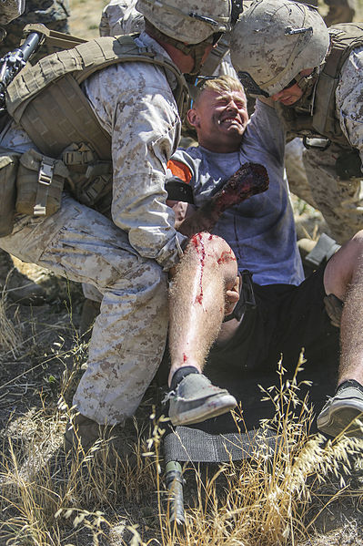 File:11th MEU practices casualty evacuation 140615-M-vz997-757.jpg