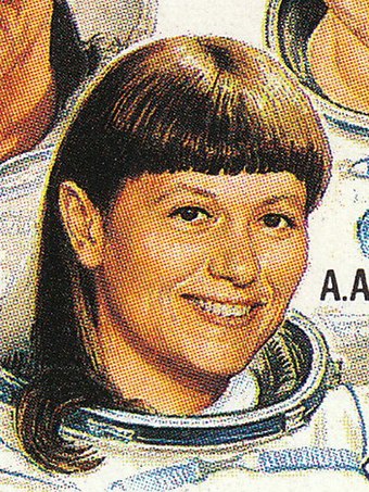 First woman pilot to fly in space, Svetlana Savitskaya, 1982