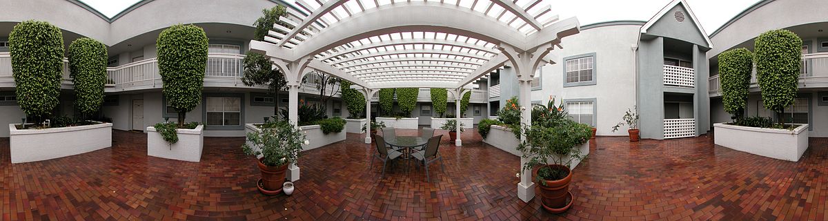 Example of a segmented panorama. Taken with a Nikon Coolpix 5000 and stitched with PTgui.