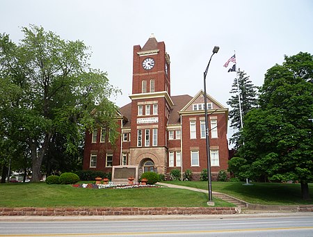 2009-0619-IronMountain-Courthouse.jpg