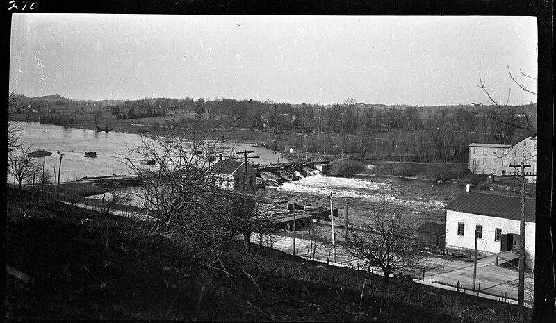 File:270. Old Auburn Dam from Hilliard farm, Peterborough, Ont., 1911 (25920713423).jpg