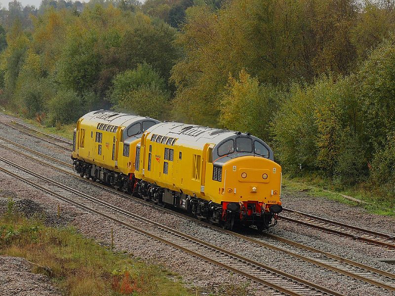 File:97301 and 97302 Claycross.jpg