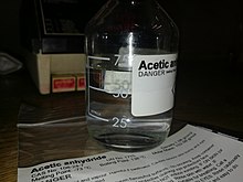 Acetic anhydride in a glass bottle Acetic anhydride.jpg