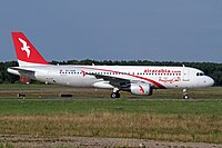 Airbus A320 (Air Arabia) SU-AAB (5919269506).jpg