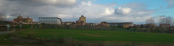 Panoramic view of the town of Allo, Navarre Allo, Navarra1.jpg