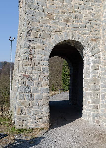 File:Altena, Burg, 2018-02 CN-03.jpg