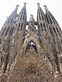 Barcelonská katedrála Sagrada Família plná gotických odkazů