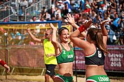 Deutsch: Beachhandball bei den Olympischen Jugendspielen 2018 in Buenos Aires; Tag 7, 13. Oktober 2018; Mädchen, Spiel um Platz Drei – Ungarn-Niederlande 2:0 English: Beach handball at the 2018 Summer Youth Olympics in Buenos Aires at 13 October 2018 – Girls Bronze Medal Match – Hungary-Netherlands 2:0 Español: Handball de playa en los Juegos Olimpicos de la Juventud Buenos Aires 2018 en 13 de octubre de 2018 – Partido por la medalla de bronce femenino - Hungría-Países Bajos 2:0