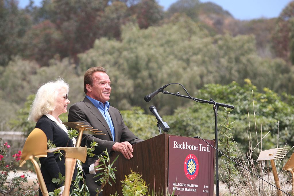  Betty Weider and Arnold Schwarzenegger 