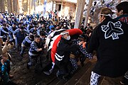 旭岡山神社の梵天奉納祭