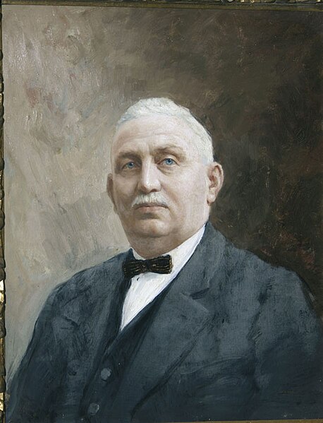 File:Carlo Solbiati.jpg