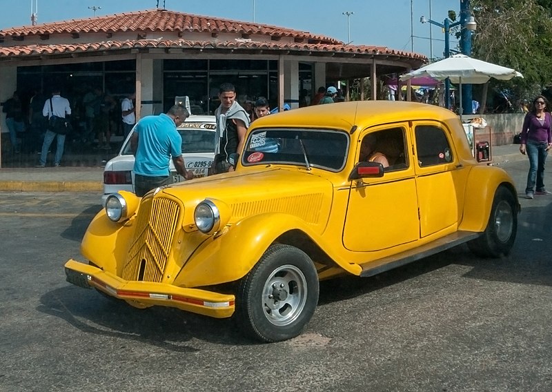 File:Carro Antiguo en Punta de Piedras.jpg