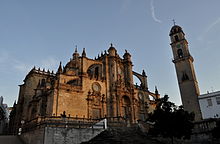 220px Catedral jerez frontera cathedral atardecer01