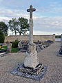 Cruz del cementerio de Chérence