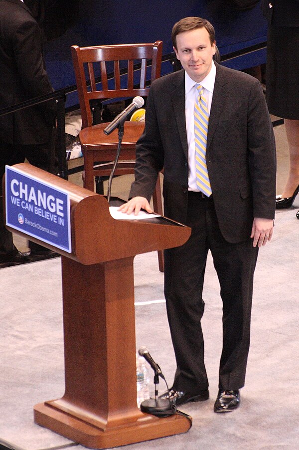 Chris Murphy at Barack Obama rally 2, February 4, 2008.jpg