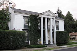 Collier-lane-chrichlow-house-tn1.jpg