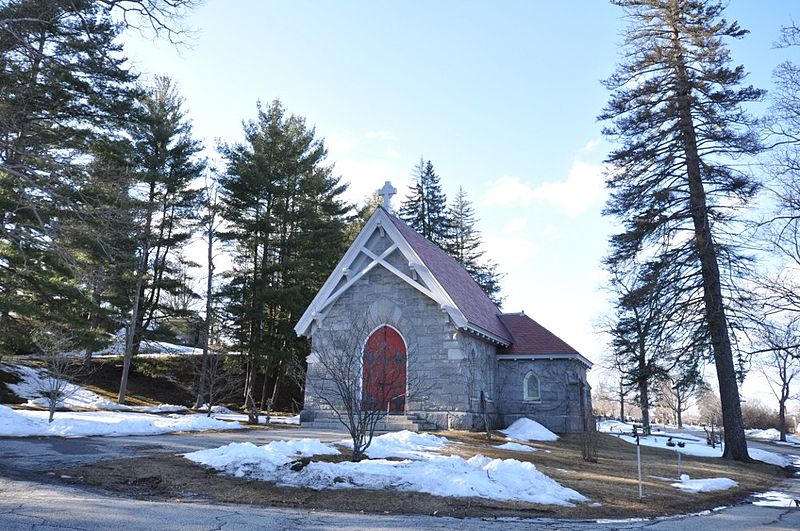 File:ConcordNH BlossomHillCemetery Chapel.jpg