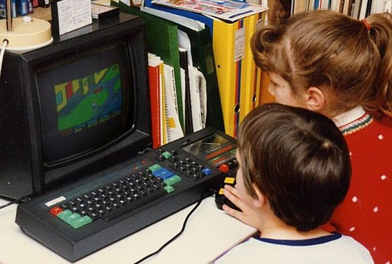 A CPC464 computer being used to play games in 1988.