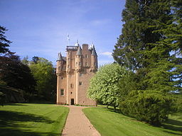 Craigievar Castle.jpg