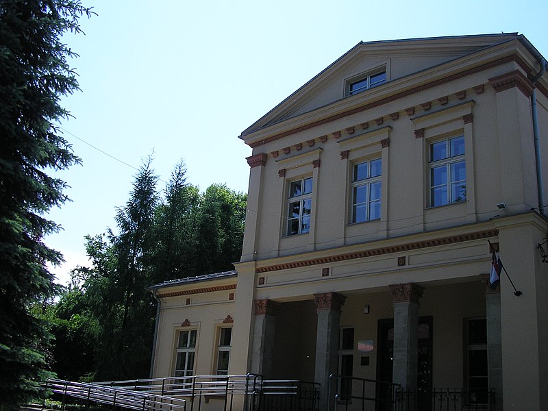 File:Czeczów Manor in Kraków 3.jpg