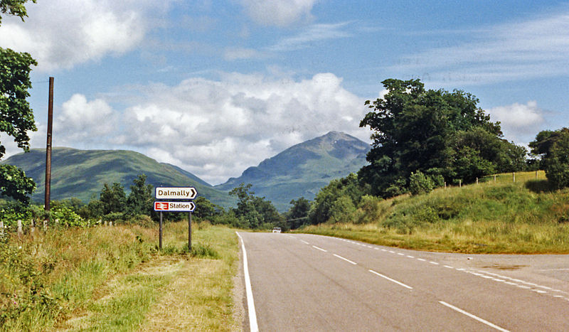 File:Dalmally geograph-3488985-by-Ben-Brooksbank.jpg