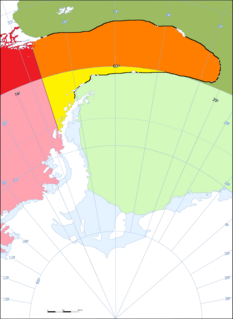 Natural delimitation between the Pacific and South Atlantic oceans by the Scotia Arc