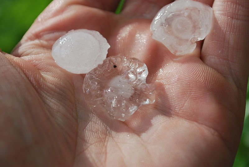 File:Detail of hail (2).JPG