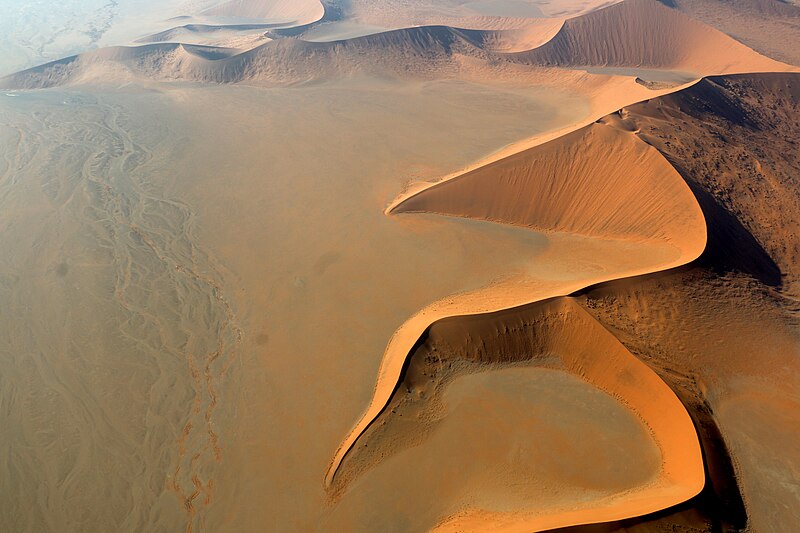 File:Dunes in Sossusvlei aerial view (2015).jpg