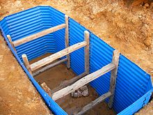 Emergency pit lining kits by Evenproducts Emergency pit lining kits by Evenproducts (6619616945).jpg