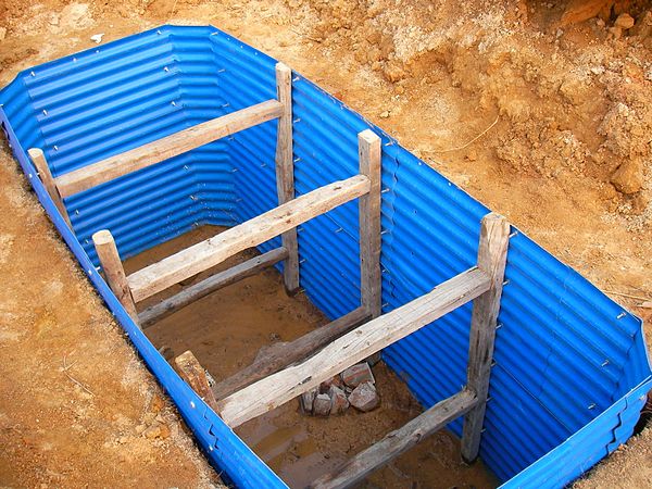 Emergency pit lining kits by Evenproducts