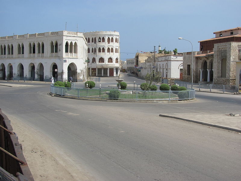 File:Entrance historic town Massawa.JPG